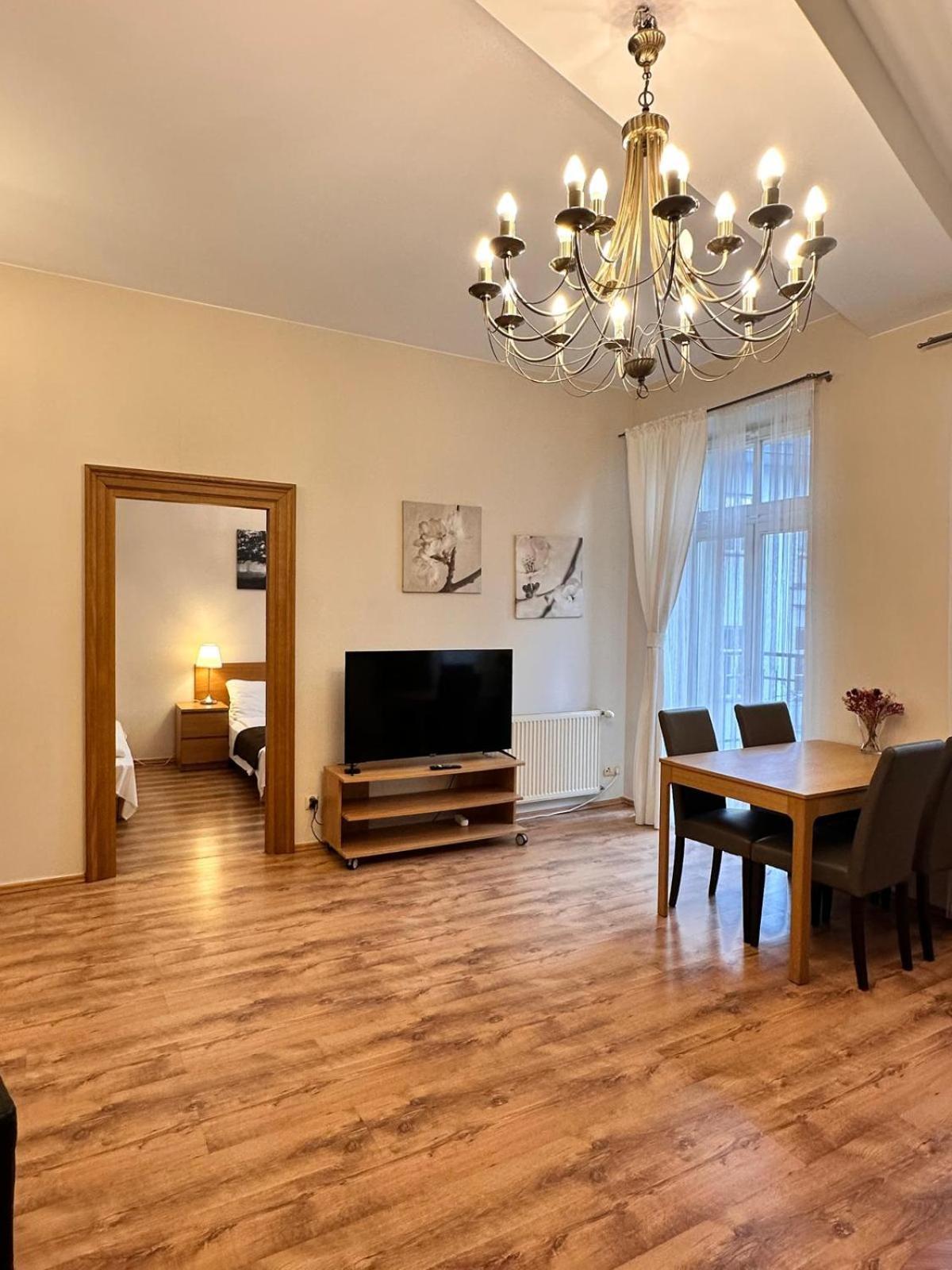 Mikolajska Apartments With Lift คราคูฟ ภายนอก รูปภาพ