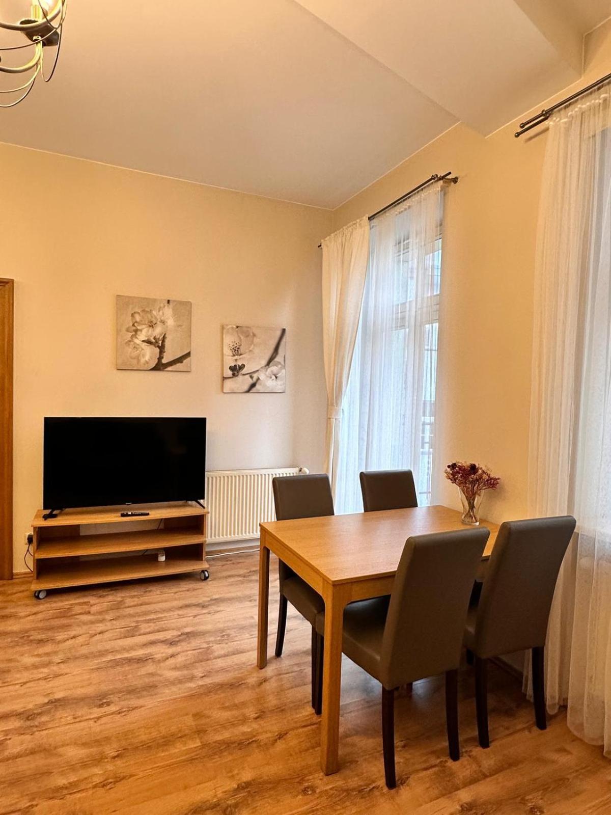 Mikolajska Apartments With Lift คราคูฟ ภายนอก รูปภาพ