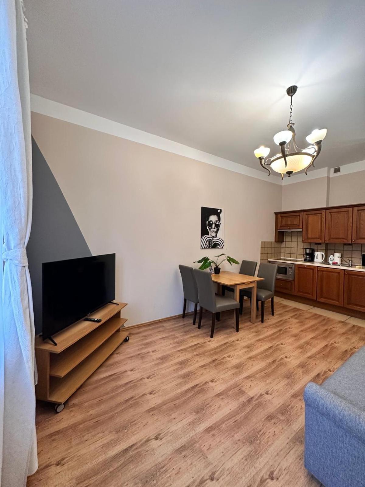 Mikolajska Apartments With Lift คราคูฟ ภายนอก รูปภาพ