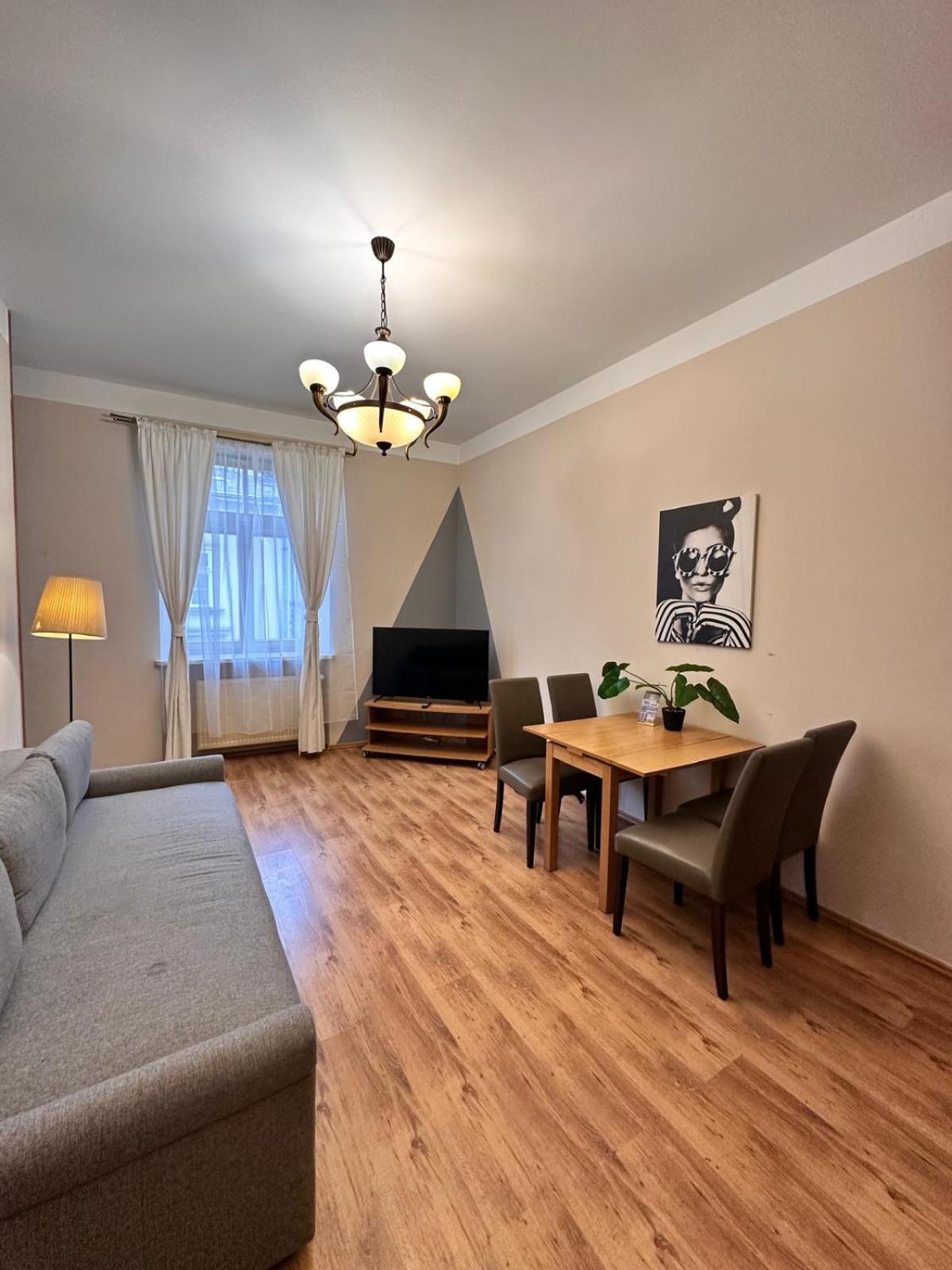 Mikolajska Apartments With Lift คราคูฟ ภายนอก รูปภาพ