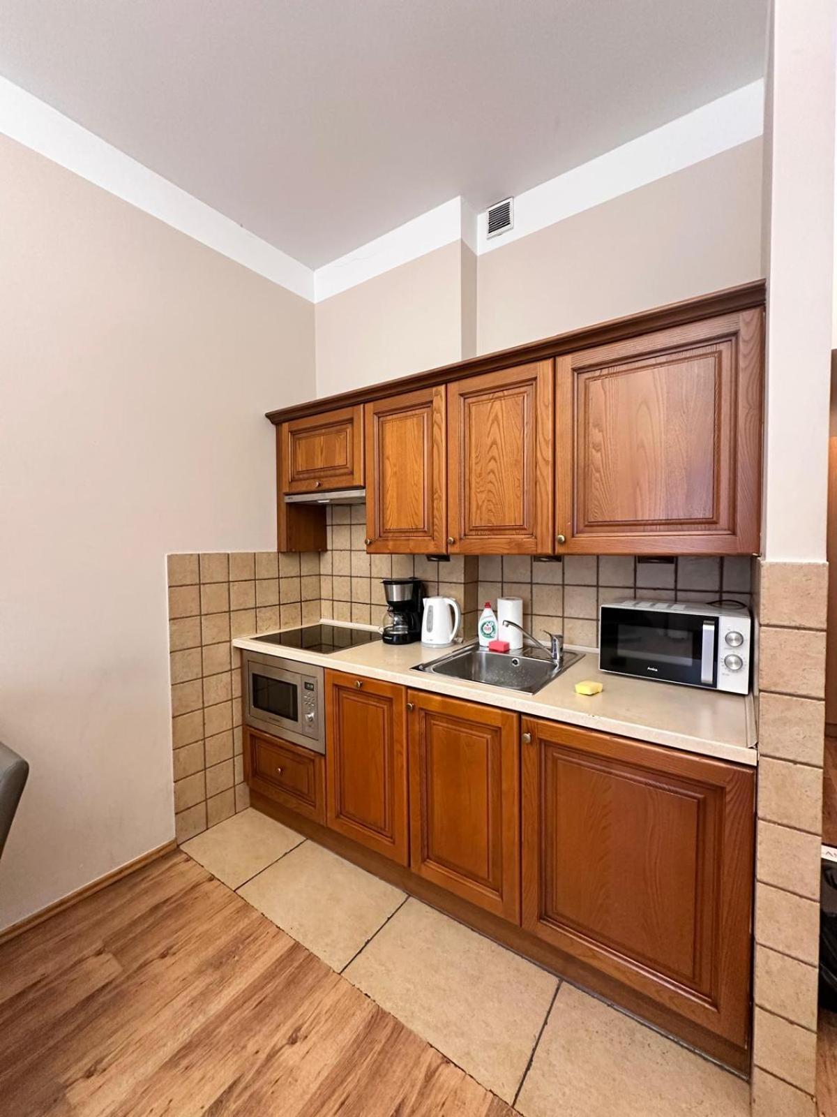 Mikolajska Apartments With Lift คราคูฟ ภายนอก รูปภาพ